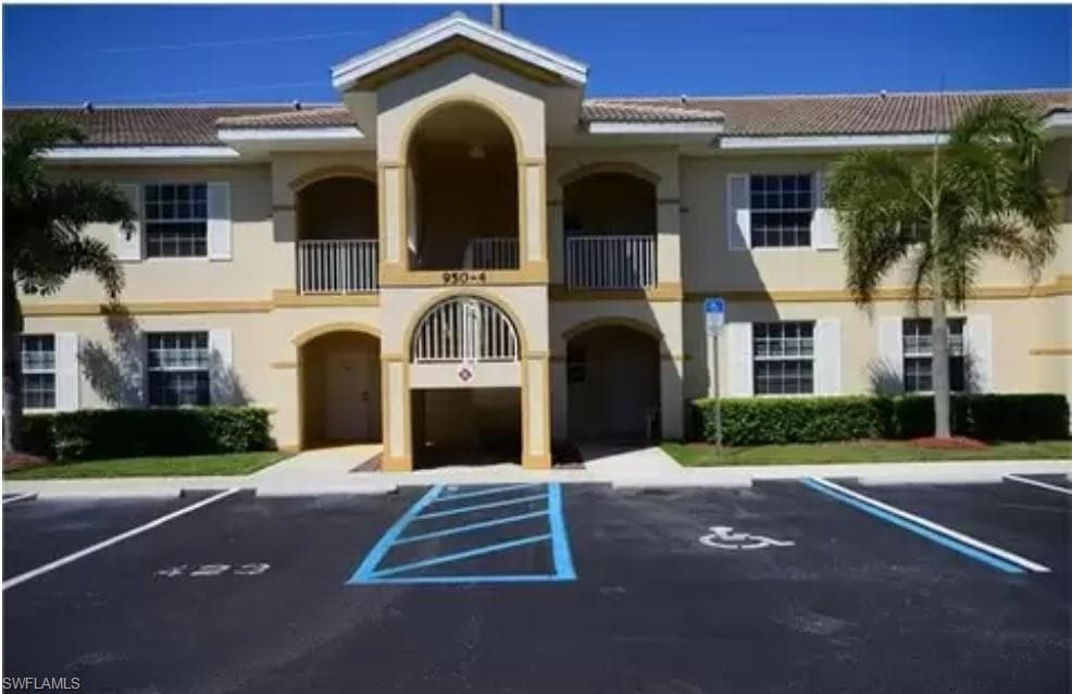 950 Hancock Creek South BLVD 424 CAPE CORAL, FL 33909
