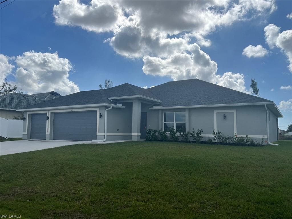 204 SW 28th ST CAPE CORAL, FL 33914