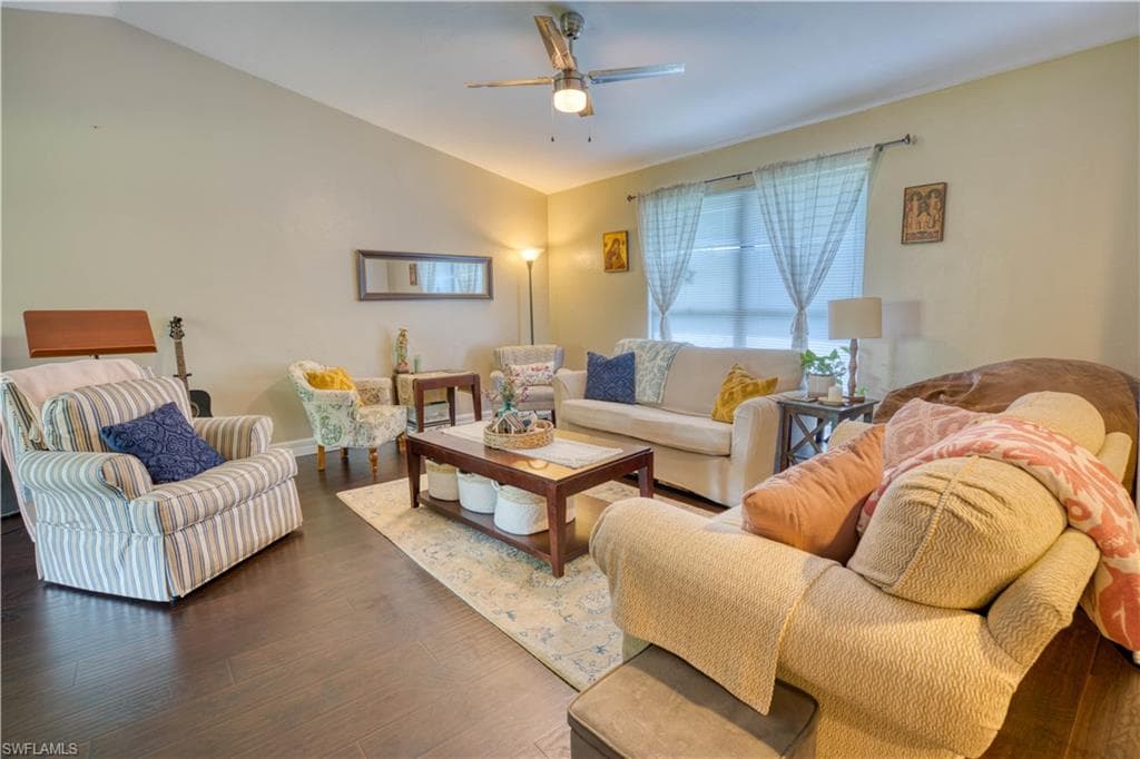 1630 Nottingham DR NAPLES, FL 34109