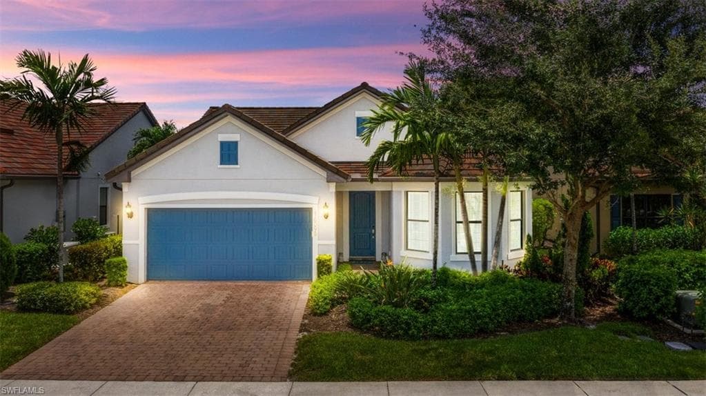 16095 Camden Lakes CIR NAPLES, FL 34110
