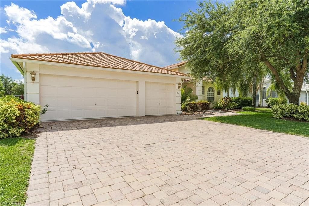 701 Grand Rapids BLVD NAPLES, FL 34120