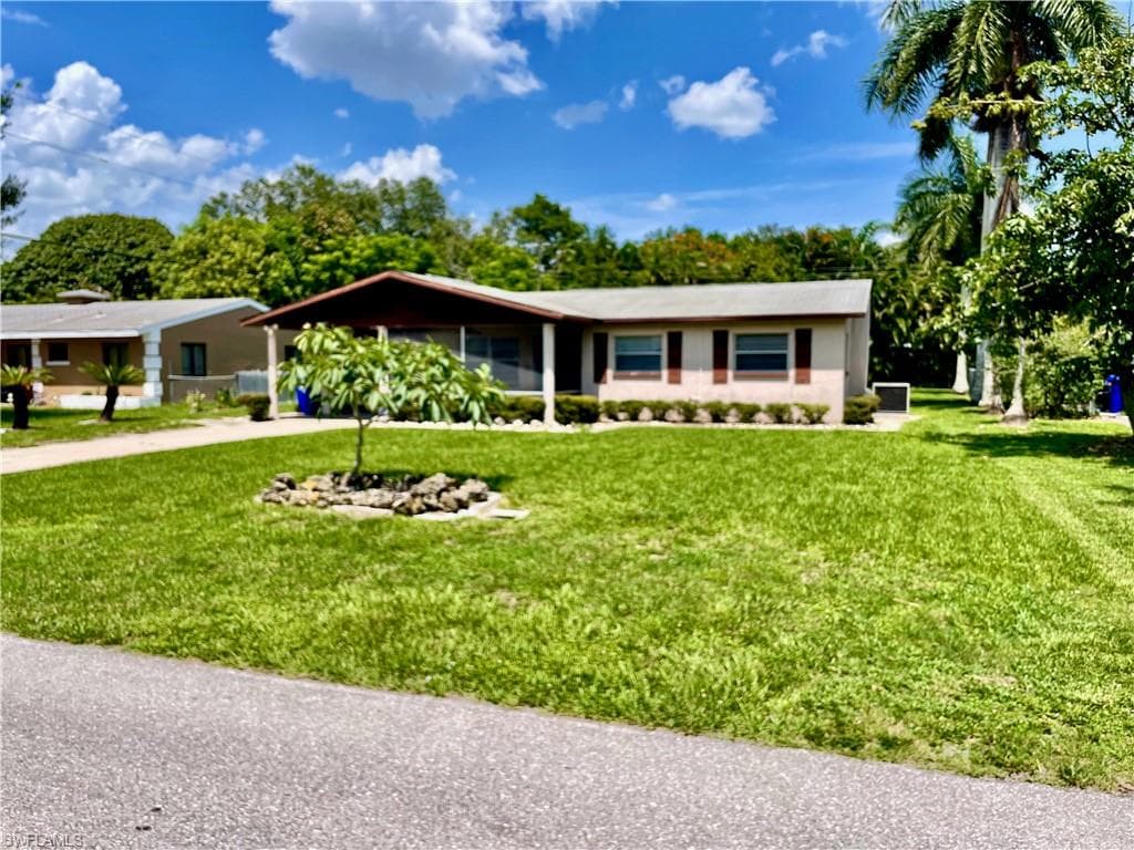 315 Rosemont DR FORT MYERS, FL 33916