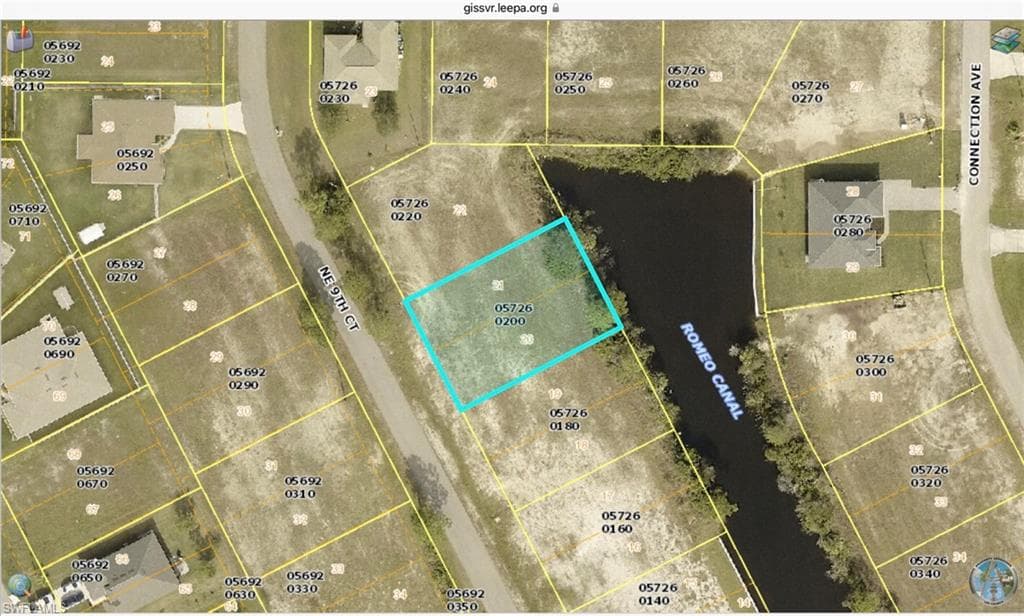 4337 NE 9th CT CAPE CORAL, FL 33909