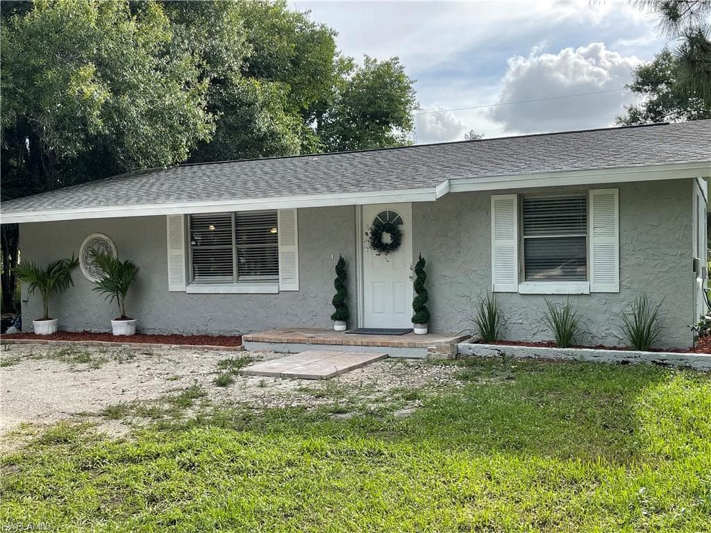 2803 N 2nd ST NORTH FORT MYERS, FL 33917