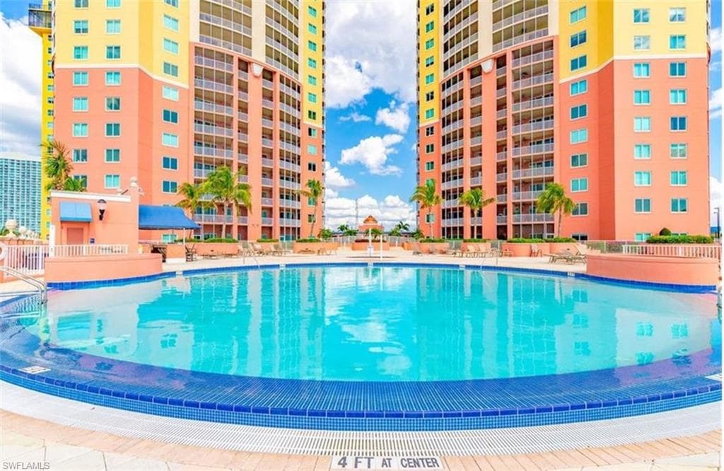 2745 1st ST 805 FORT MYERS, FL 33916