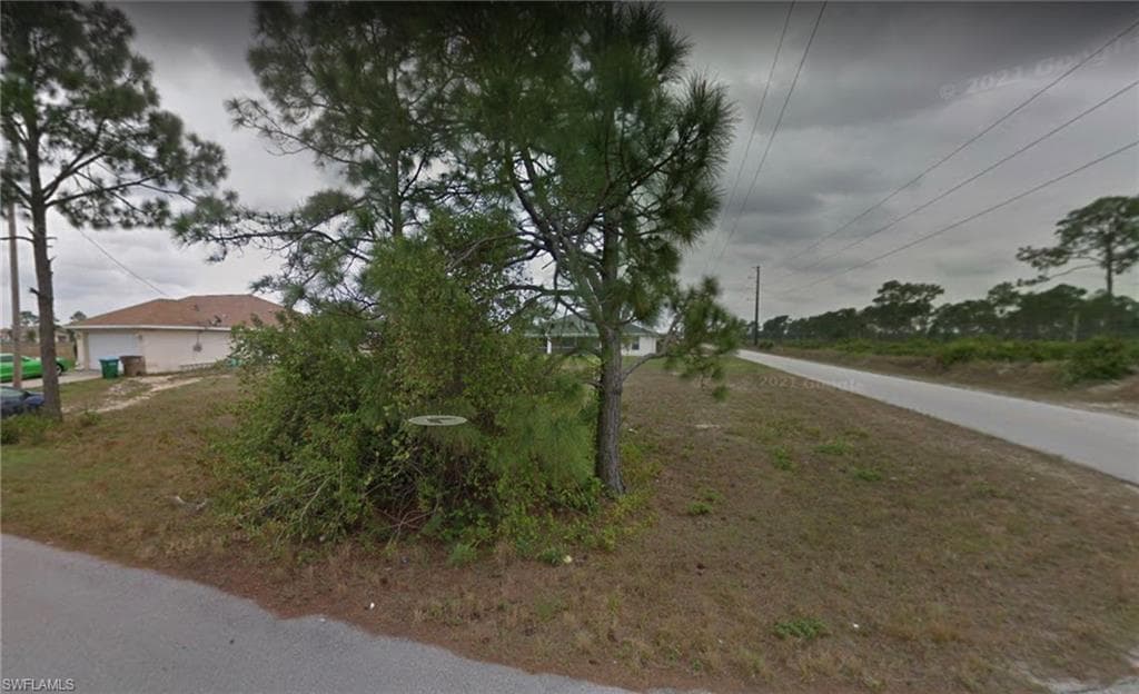800 NE 44th ST CAPE CORAL, FL 33909