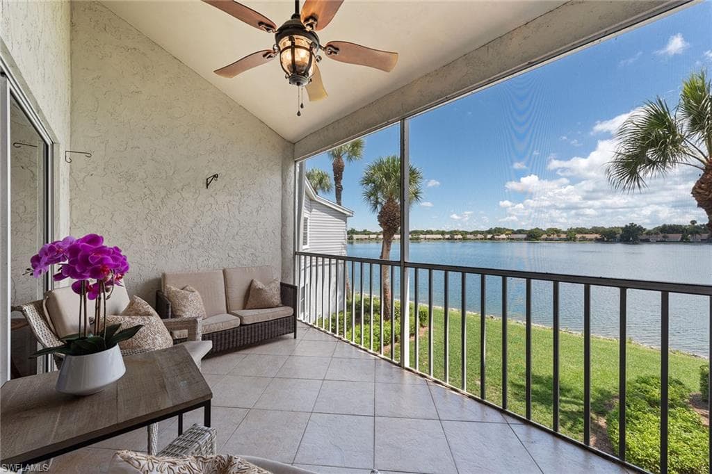2571 Citrus Lake DR B-202 NAPLES, FL 34109