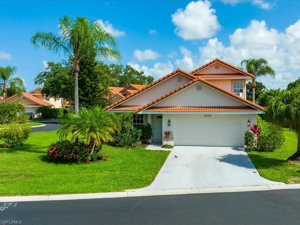 4775 Europa DR NAPLES, FL 34105