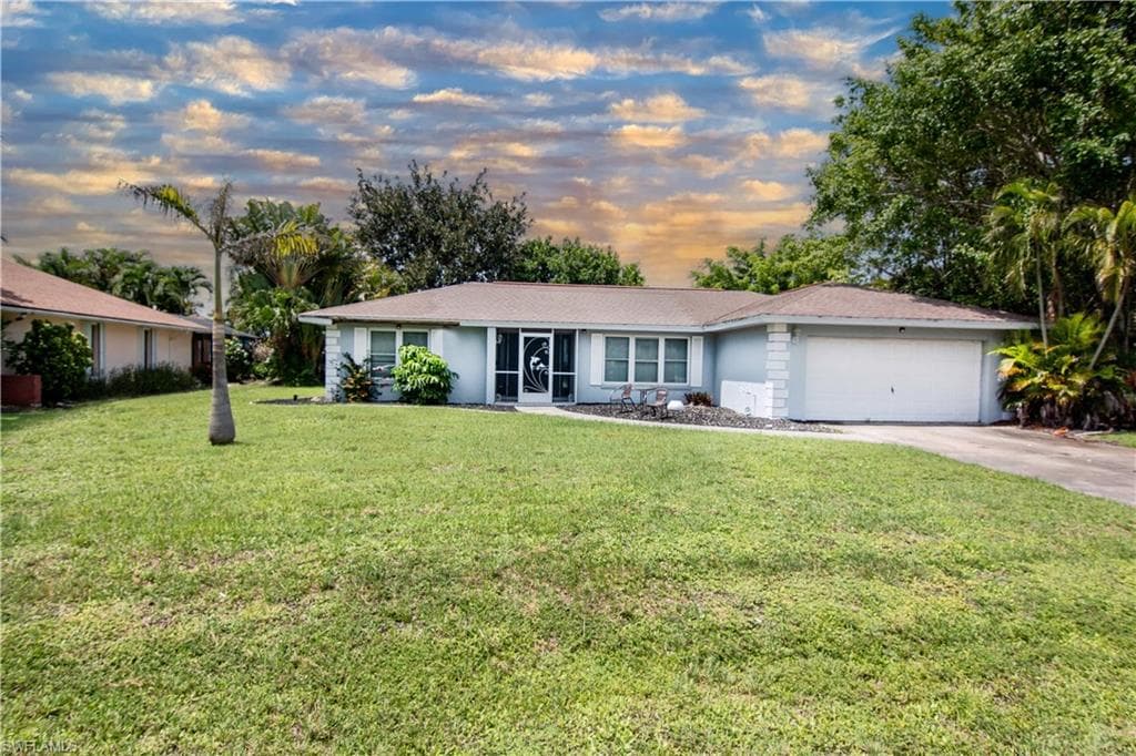2273 SE 28th ST CAPE CORAL, FL 33904