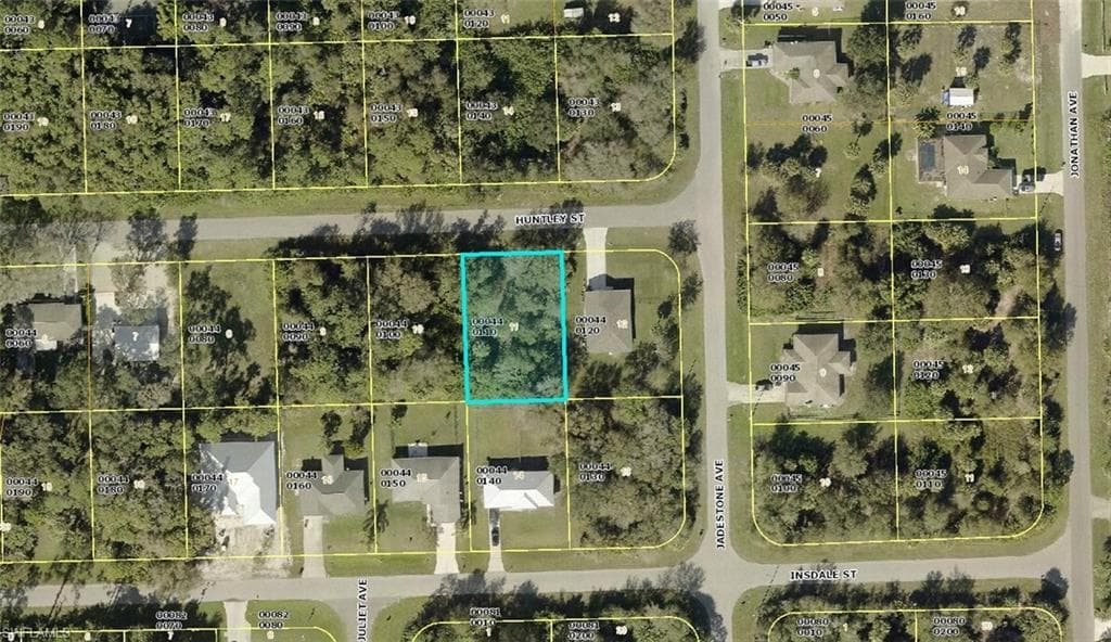 3835 Huntley ST FORT MYERS, FL 33905