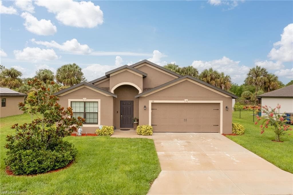133 Shadow Lakes DR LEHIGH ACRES, FL 33974