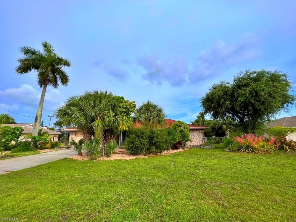 3808 SE 7th AVE CAPE CORAL, FL 33904