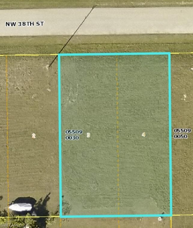3924 NW 38th ST CAPE CORAL, FL 33993