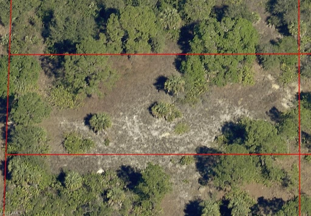 712 Fitch AVE LEHIGH ACRES, FL 33972