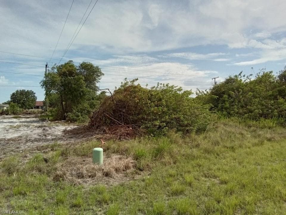 4923 Brookfield ST LEHIGH ACRES, FL 33971