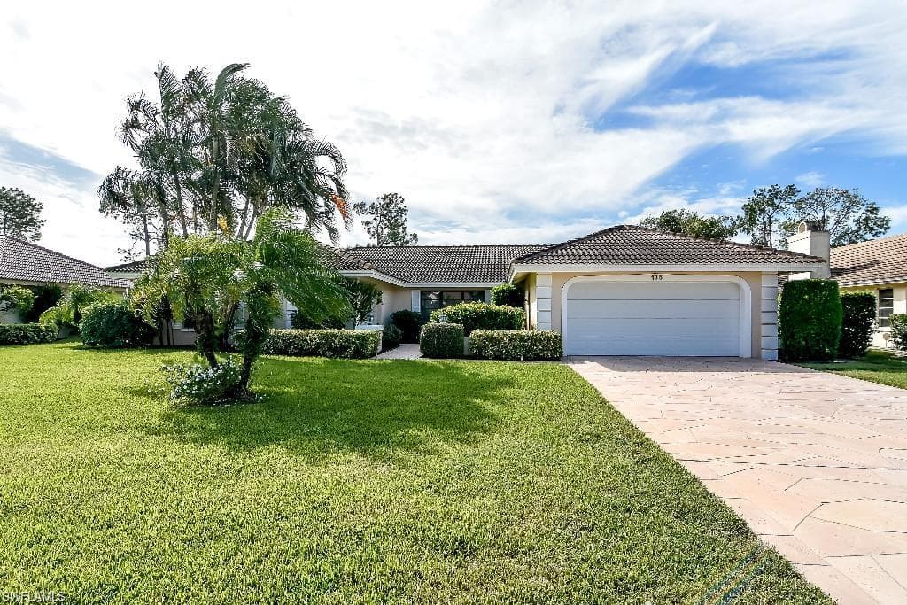 136 Palmetto Dunes CIR NAPLES, FL 34113
