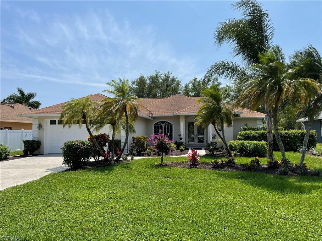 24 Heritage WAY NAPLES, FL 34110
