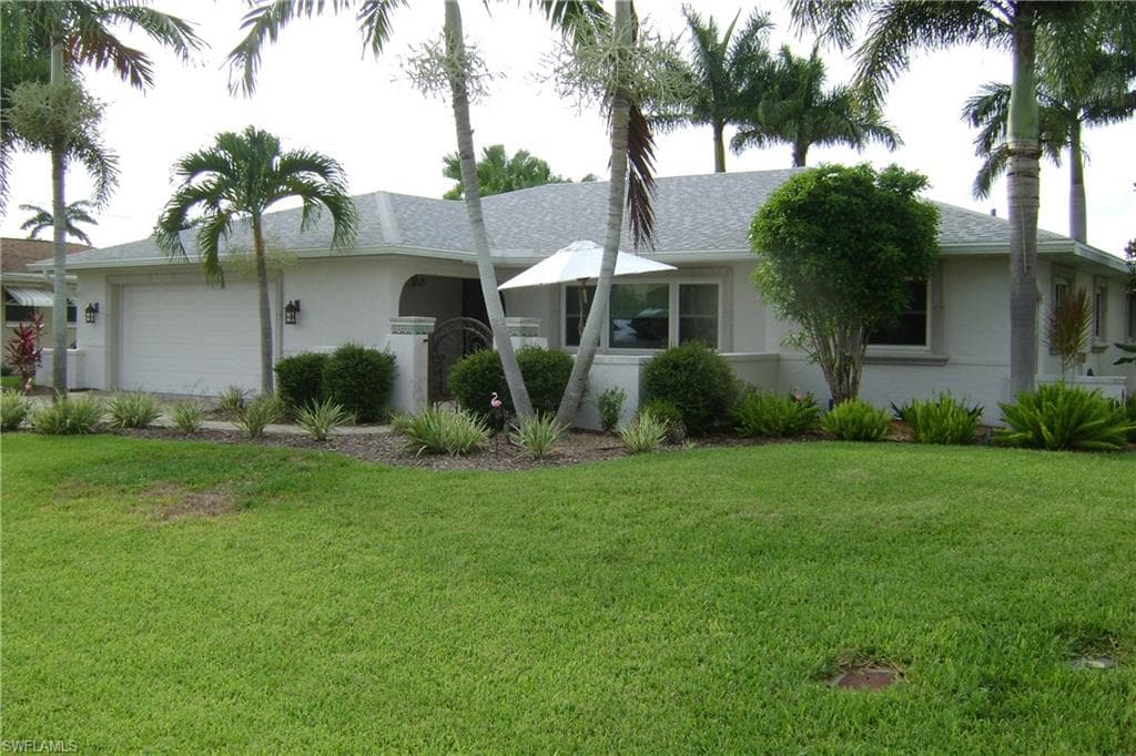 119 SW 52nd TER CAPE CORAL, FL 33914