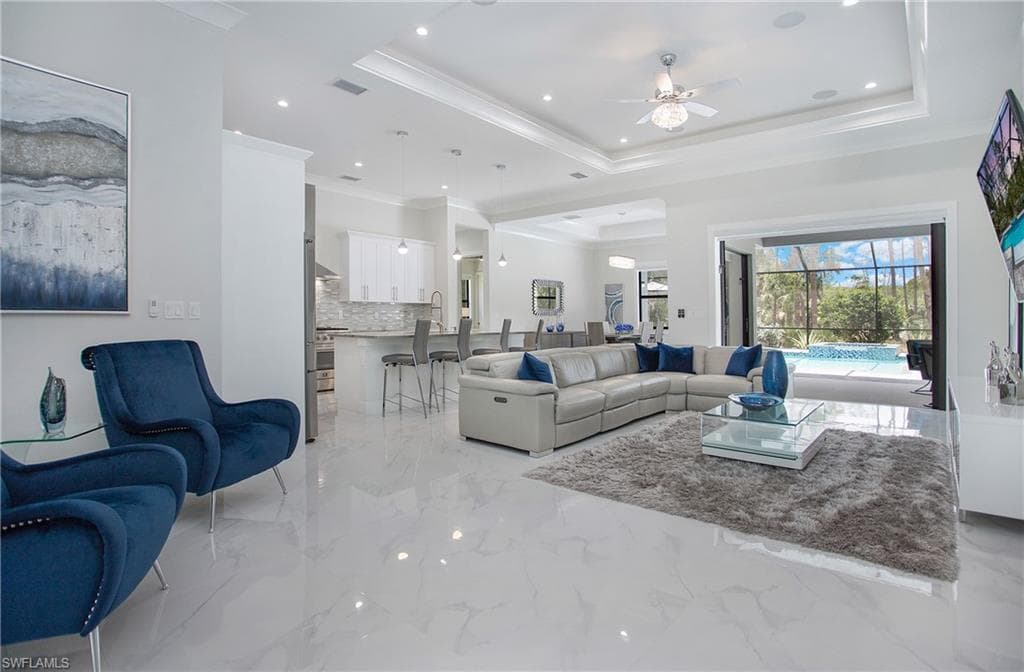321 31st ST SW NAPLES, FL 34117