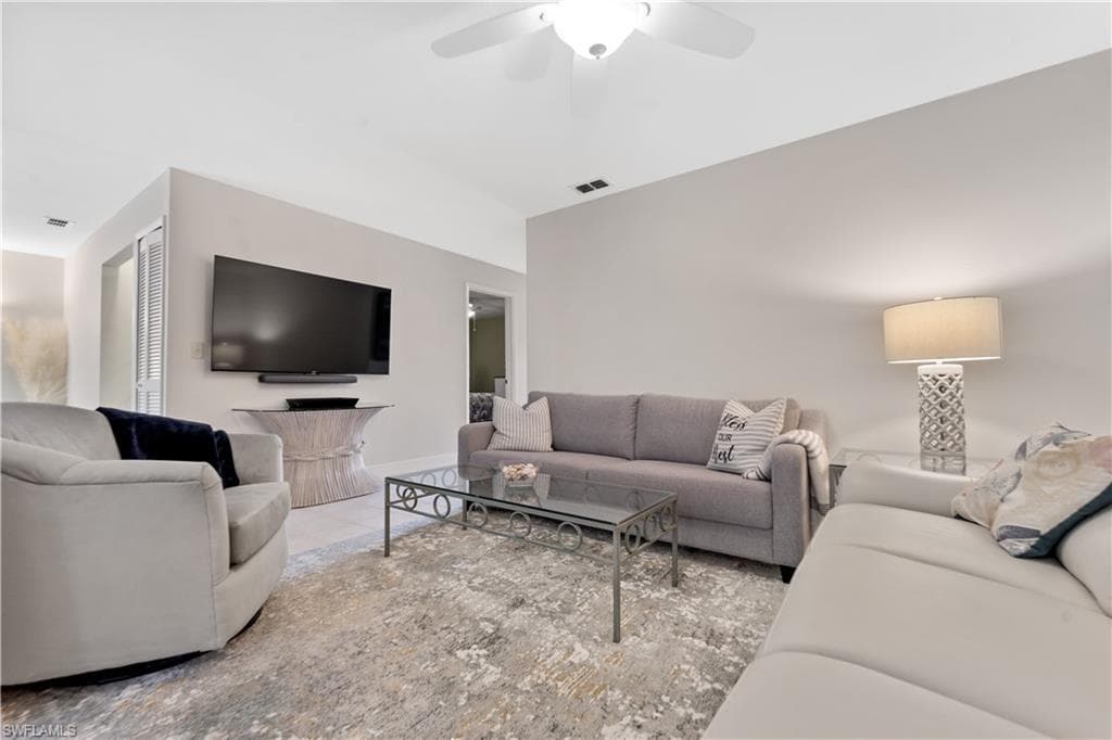 8336 Charter Club CIR 5 FORT MYERS, FL 33919