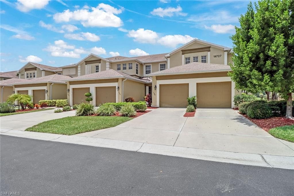 14727 Calusa Palms DR 204 FORT MYERS, FL 33919