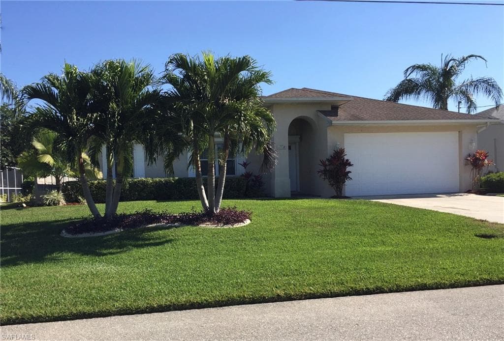 1809 SE 10th AVE CAPE CORAL, FL 33990