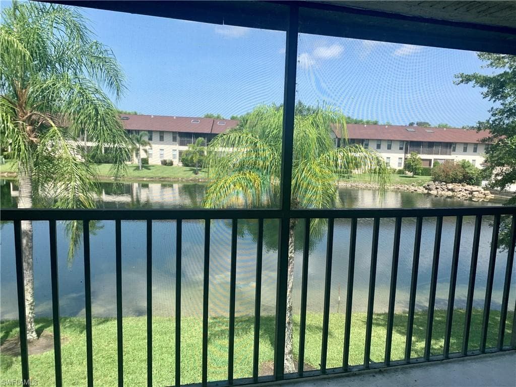 5361 Treetops DR NAPLES, FL 34113