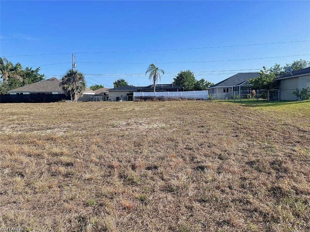 1123 42nd TER CAPE CORAL, FL 33914