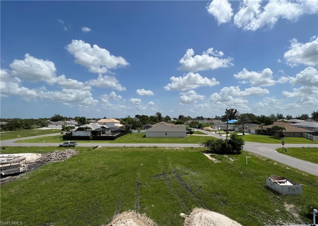 318 SW 25th PL CAPE CORAL, FL 33991