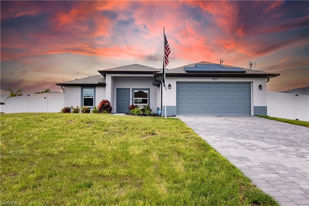 703 NW 25th TER CAPE CORAL, FL 33993