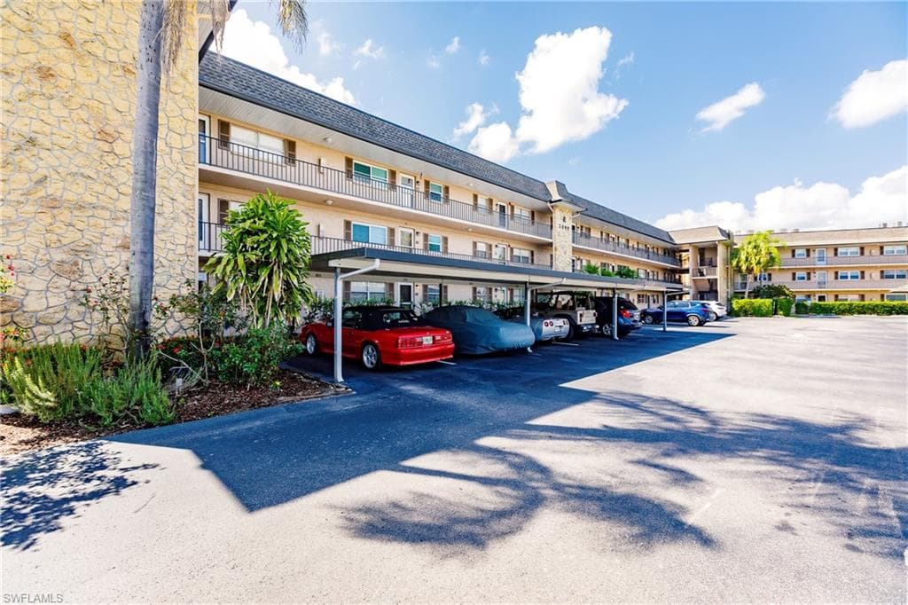 5499 Rattlesnake Hammock RD 103A NAPLES, FL 34113