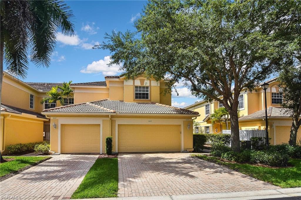 6011 Jonathans Bay CIR 602