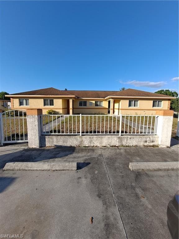 4327 Michigan AVE FORT MYERS, FL 33905