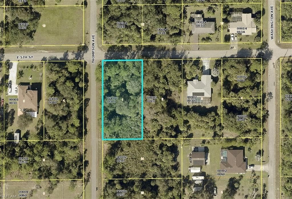 1300 E 5th ST LEHIGH ACRES, FL 33972