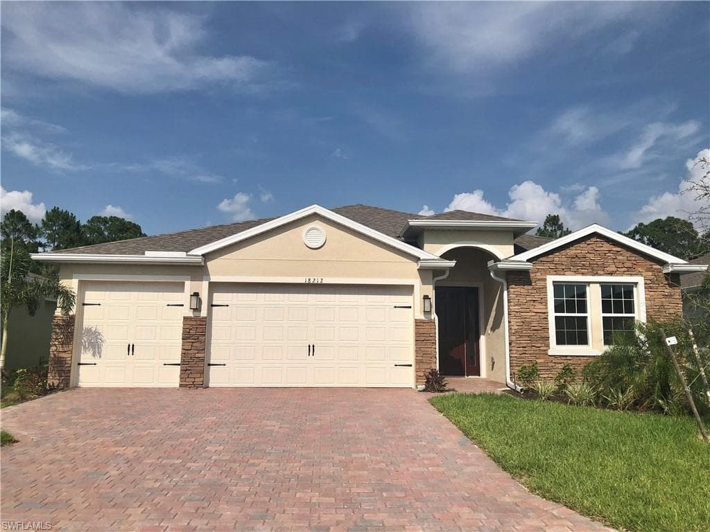 18212 Everson Miles CIR NORTH FORT MYERS, FL 33917