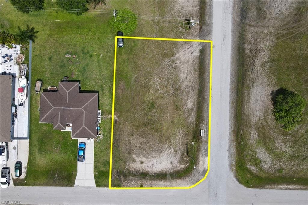 1133 NW Juanita PL CAPE CORAL, FL 33993