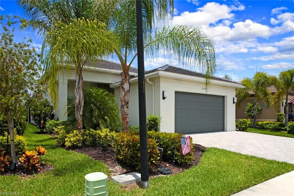 28438 Montecristo LOOP BONITA SPRINGS, FL 34135