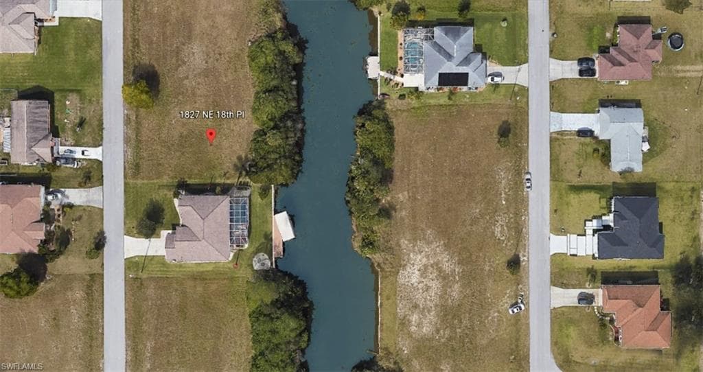1827 NE 18 PL CAPE CORAL, FL 33909