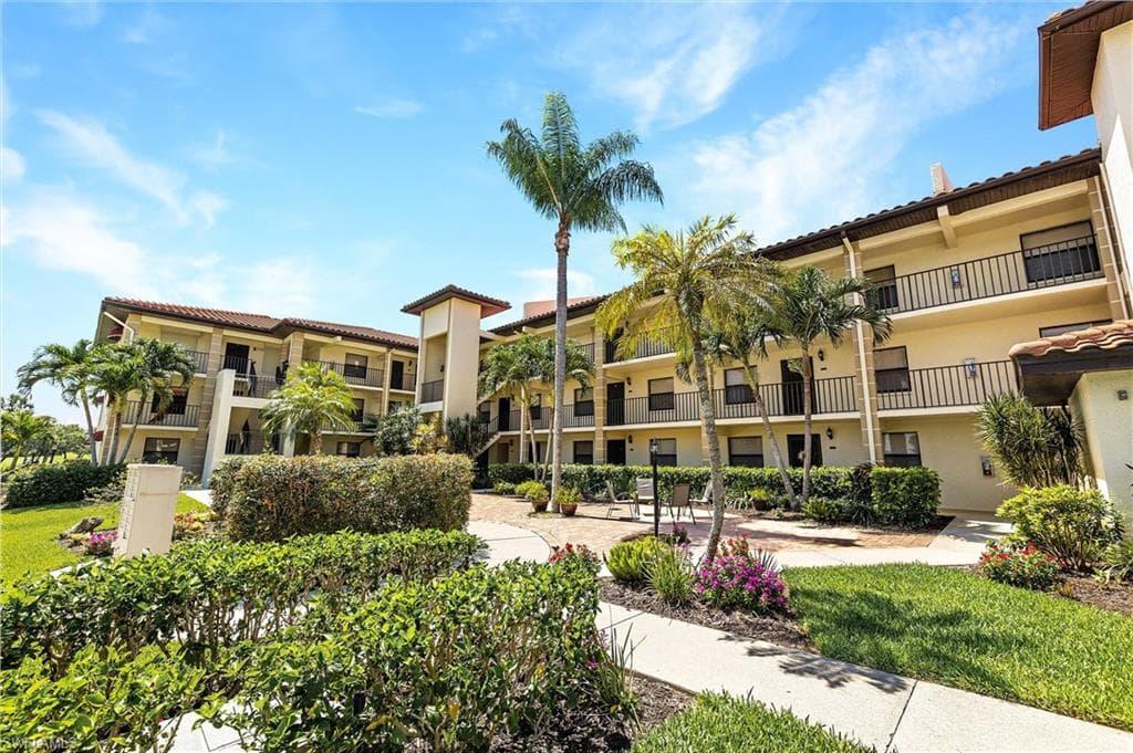 12621 Kelly Sands WAY 304 FORT MYERS, FL 33908