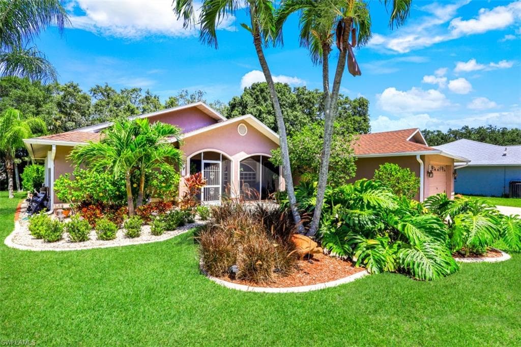 7516 Woodland Bend CIR FORT MYERS, FL 33912