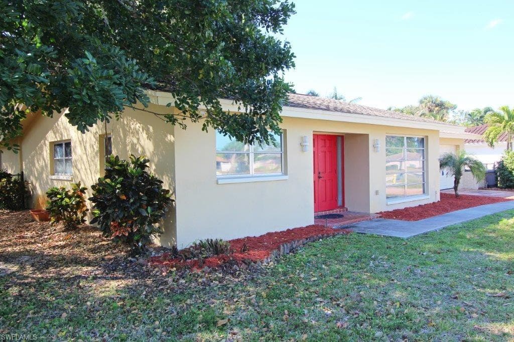2400 Kent AVE FORT MYERS, FL 33907