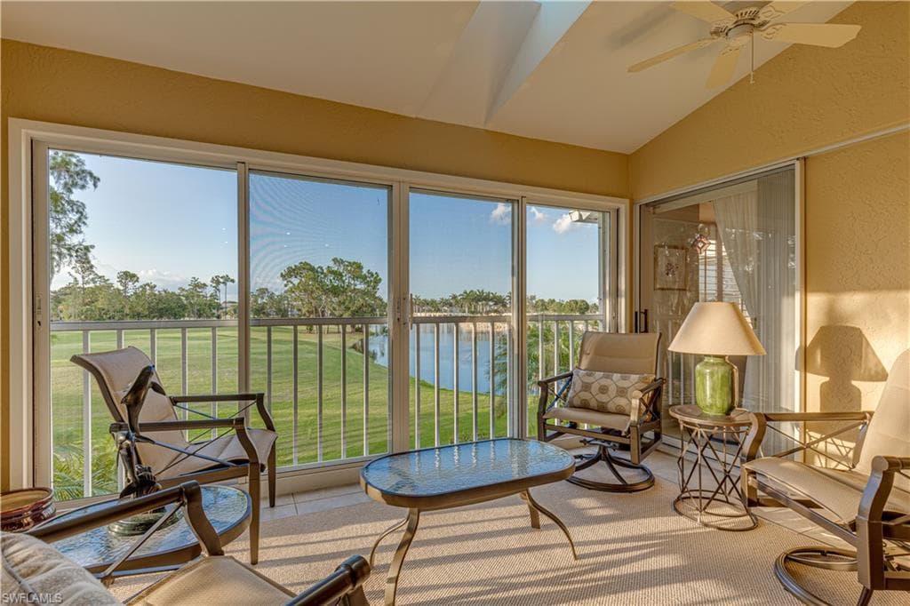 422 Country Hollow CT E202 NAPLES, FL 34104