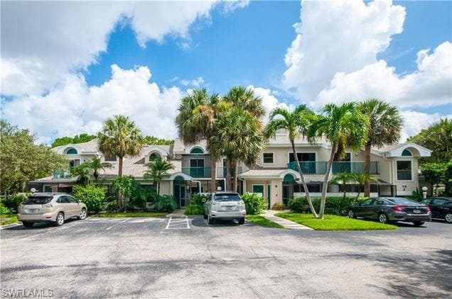 79 Emerald Woods DR J10 NAPLES, FL 34108