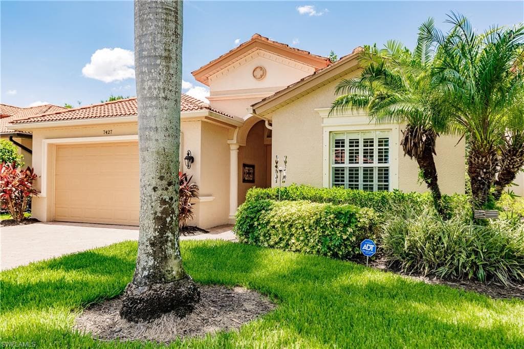 7427 Sika Deer WAY FORT MYERS, FL 33966