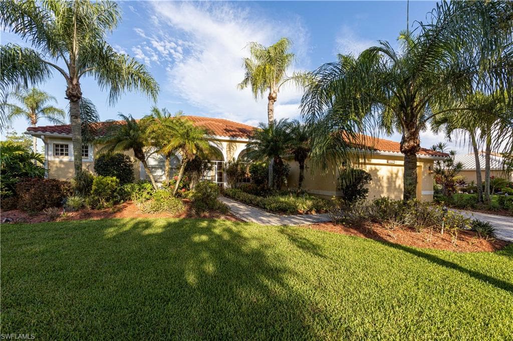7817 Naples Heritage DR NAPLES, FL 34112