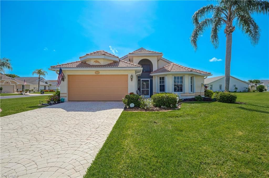 3730 Ponytail Palm CT NORTH FORT MYERS, FL 33917