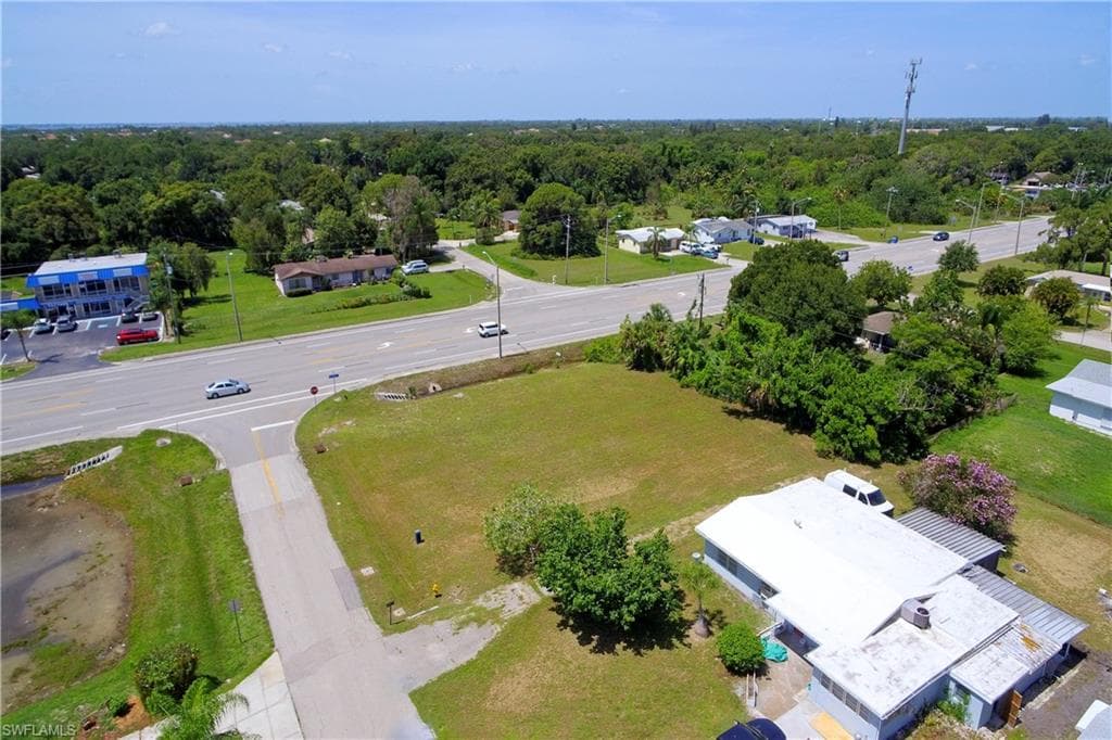1231 Wendell AVE NORTH FORT MYERS, FL 33903