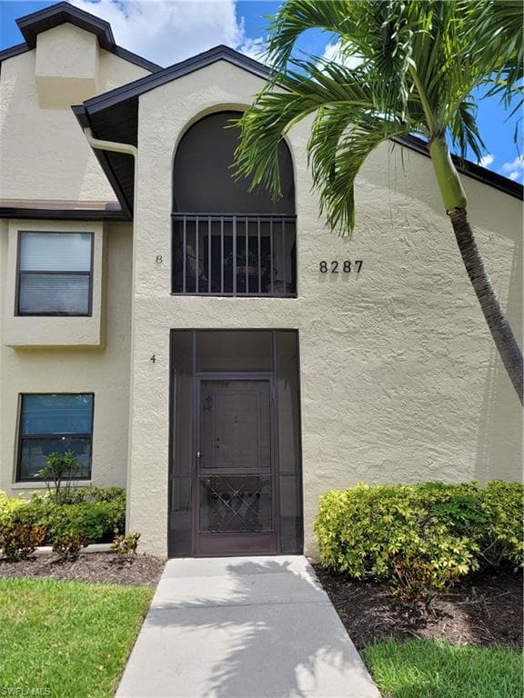 8287 Charter Club CIR 8 FORT MYERS, FL 33919