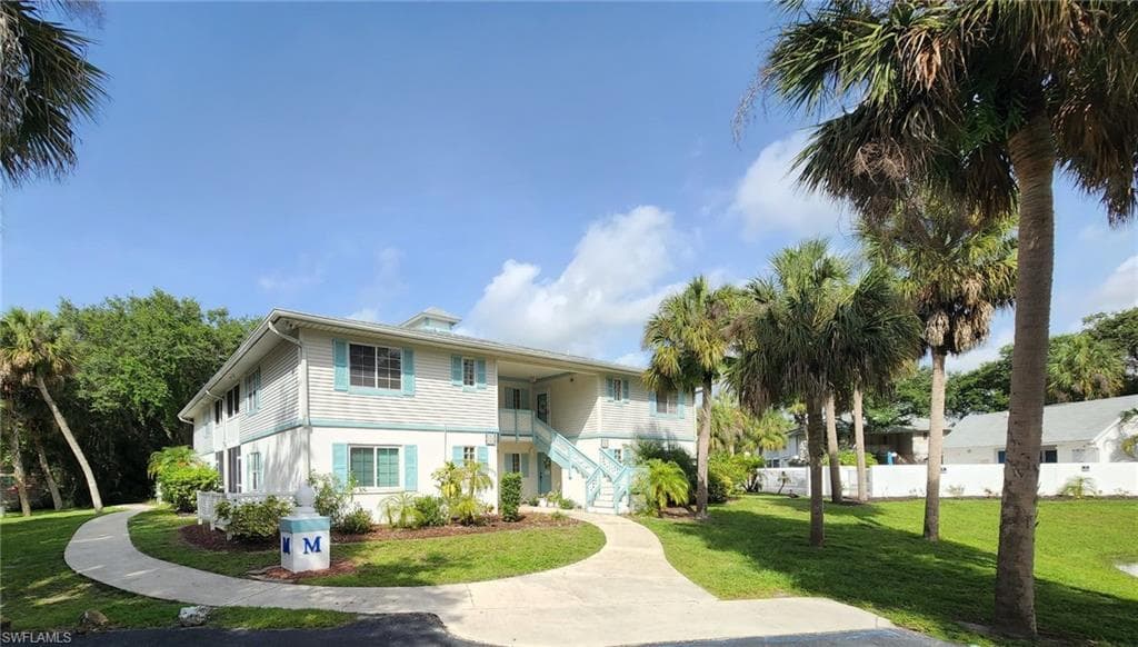 1051 Forrest Nelson BLVD 102 PORT CHARLOTTE, FL 33952
