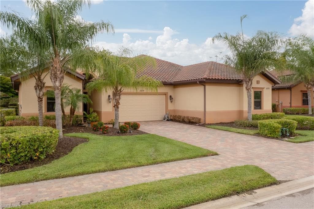 11074 Esteban DR FORT MYERS, FL 33912